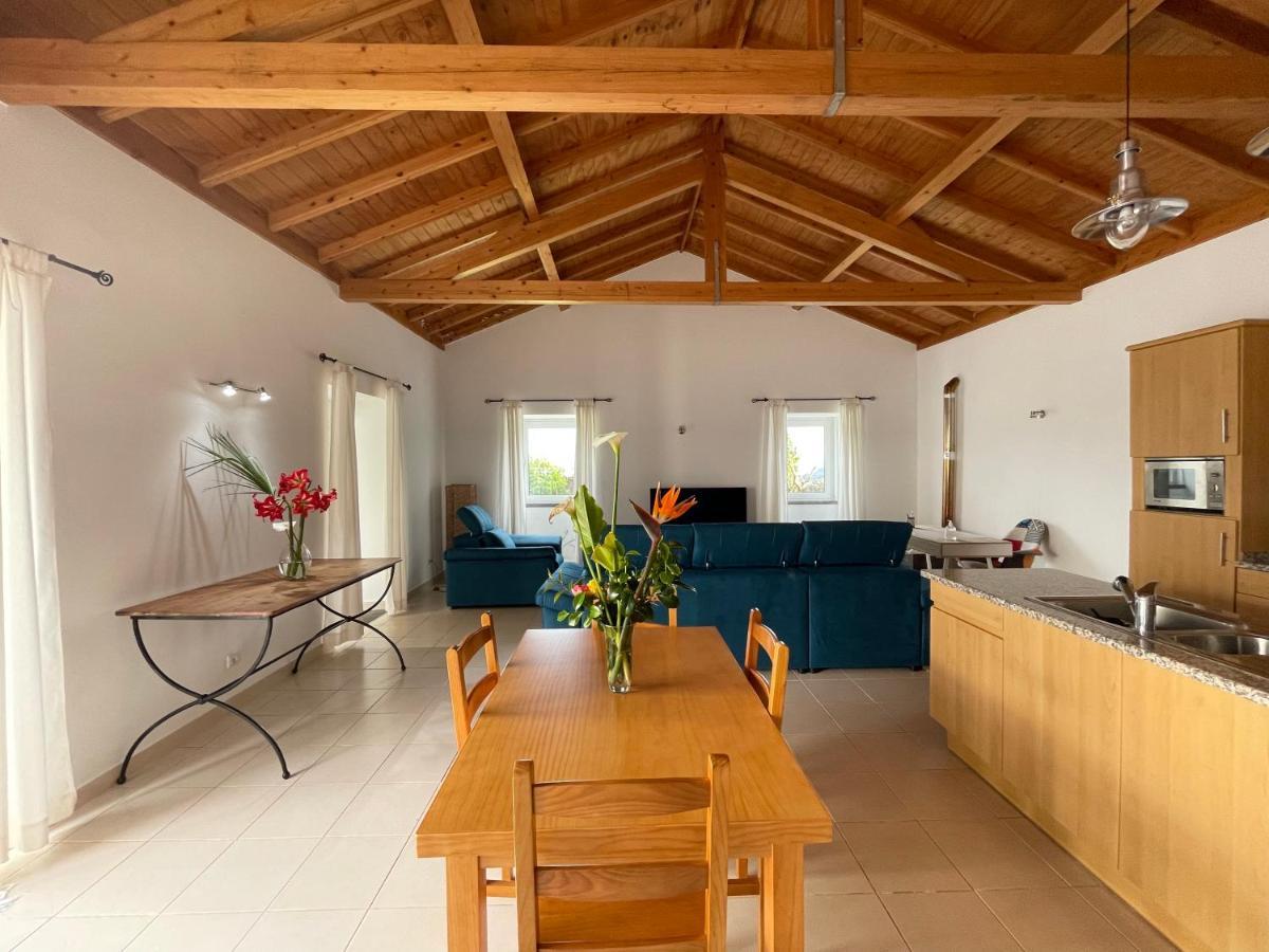 A Quinta Das Flores: Casa Do Corvo ซังตาครูซ ดัส ฟลอริช ภายนอก รูปภาพ