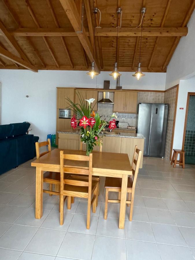 A Quinta Das Flores: Casa Do Corvo ซังตาครูซ ดัส ฟลอริช ภายนอก รูปภาพ